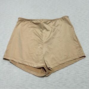 Princess‎ Polly High Waisted Underwear Shorts NWOT Beige Tan Size 4